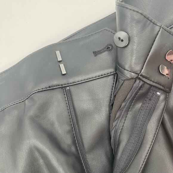 BANANA REPUBLIC Pants Size 4 Faux Leather Black Mob Wife Crop Cropped Pockets - Picture 4 of 10